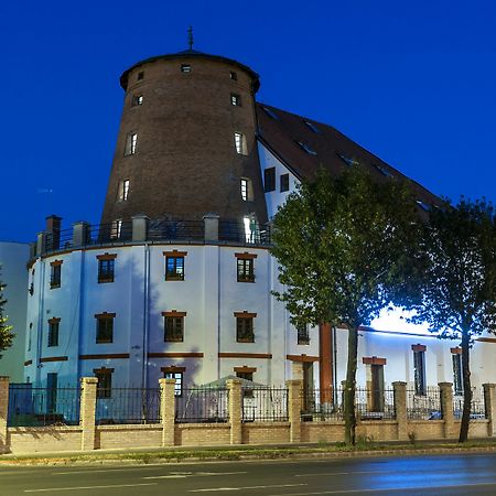 Malom Hotel Debrecen Luaran gambar