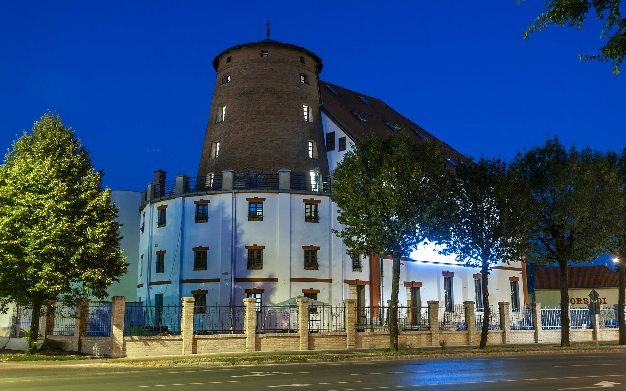 Malom Hotel Debrecen Luaran gambar