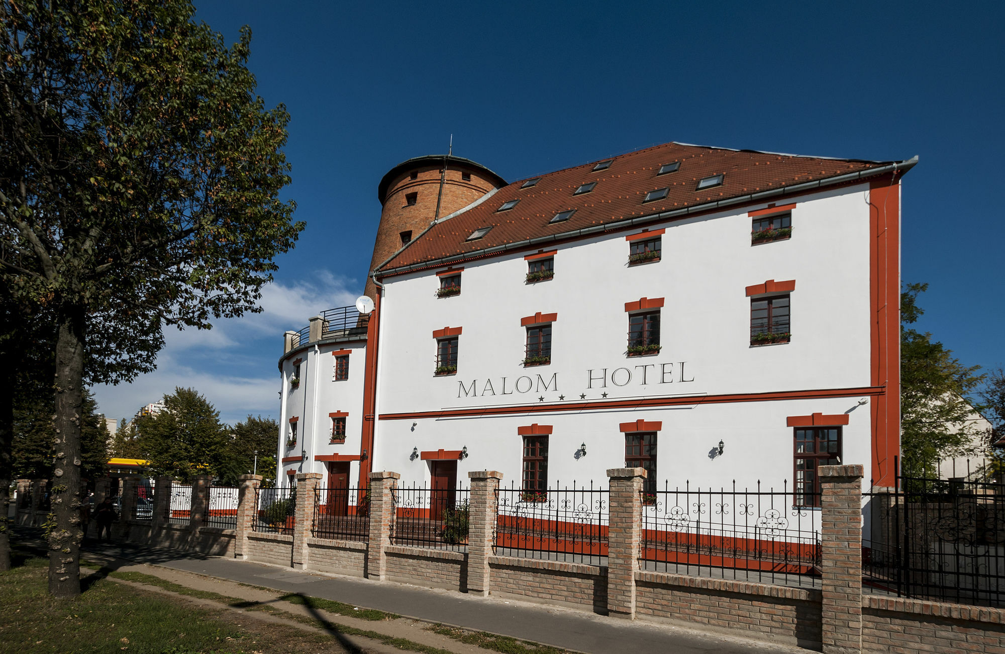 Malom Hotel Debrecen Luaran gambar